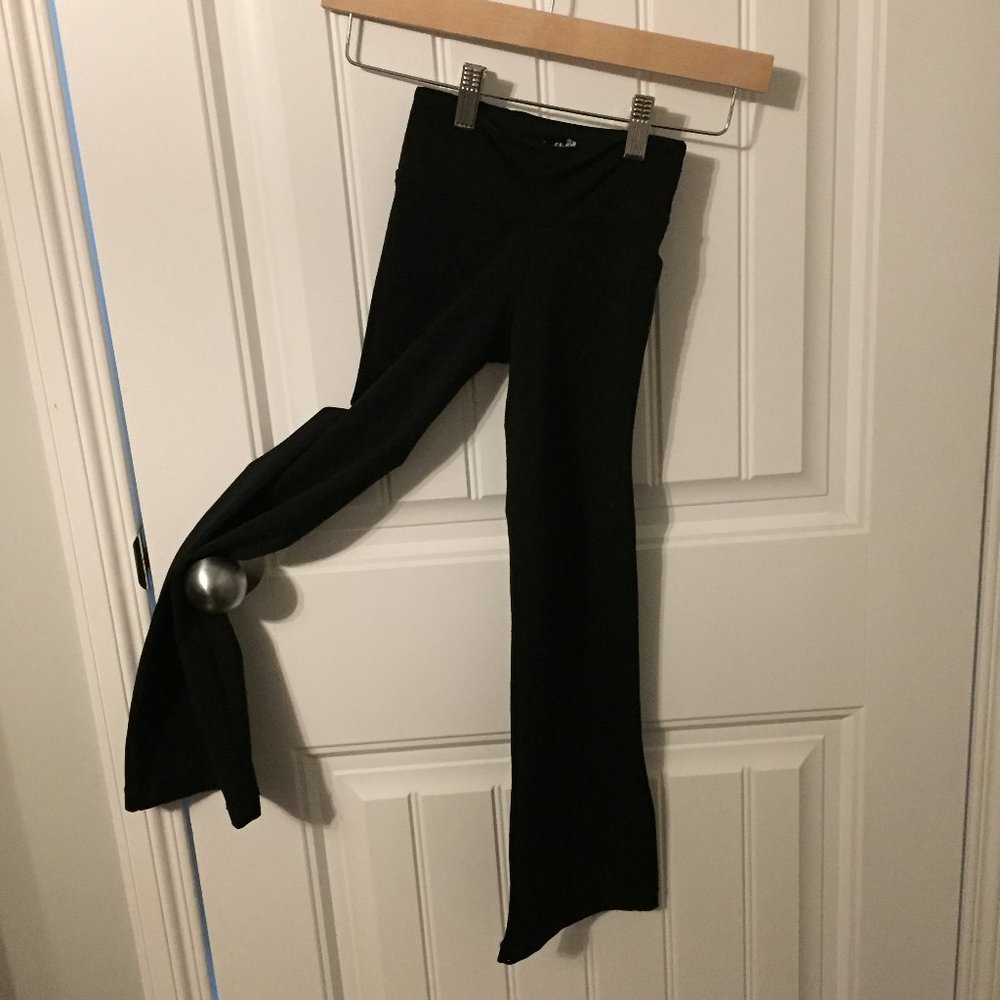 Triple Flip Girl's Yoga Pants Size 1T